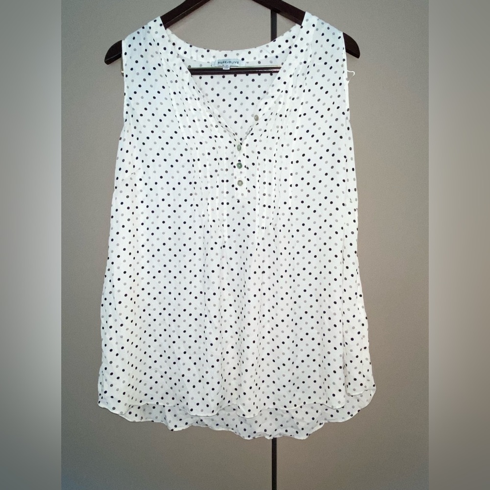 Women’s polka dot top